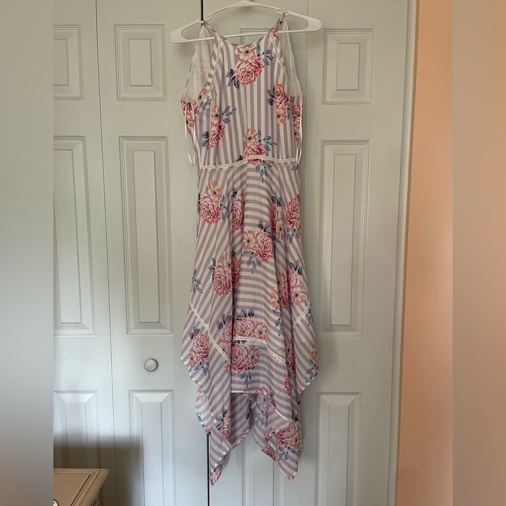 Candies extra small dress. Perfect for spring or summer. Worn once. - Picture 1 of 5